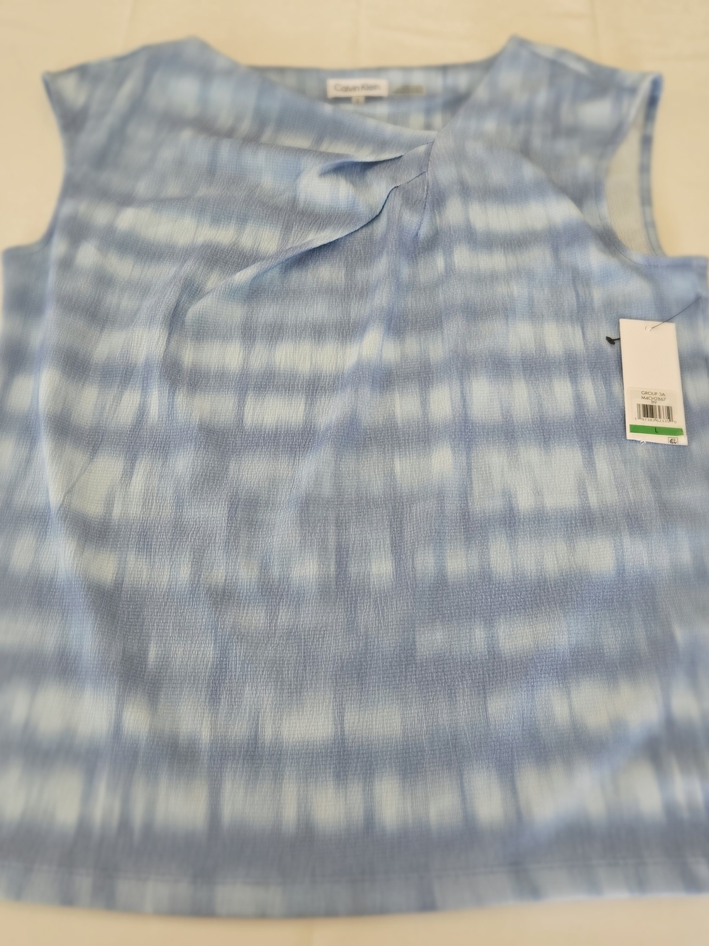 NWT Calvin Klein Rebecca Textured Knit Drape Neck Top Size L Tie Dye Blue White - Picture 12 of 14